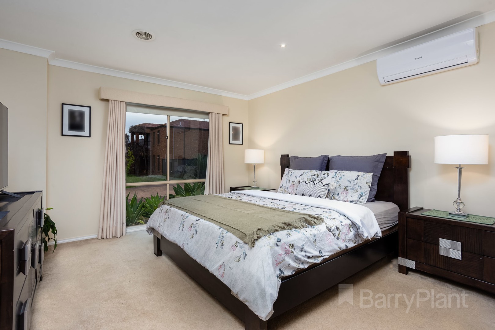 8 Oliver PlacePoint Cook, VIC 3030, Point Cook - Thumbnail 3
