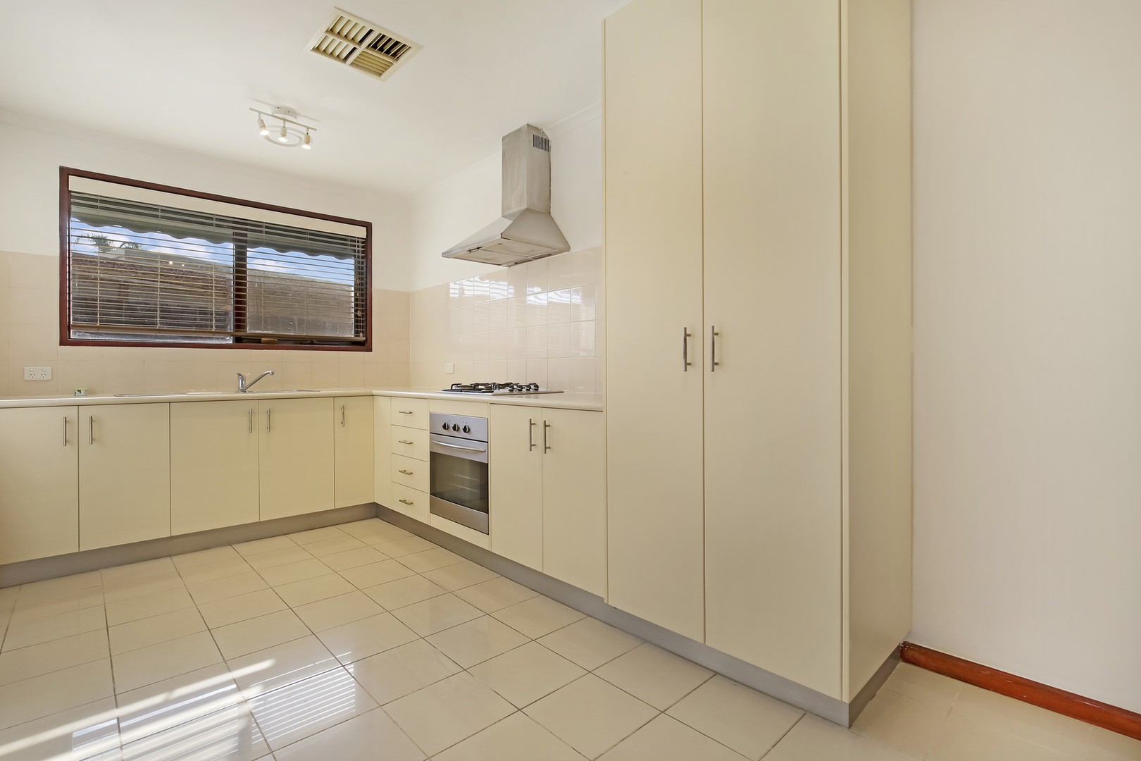 5/143 Gardenia RoadLalor, VIC 3075, Lalor - Thumbnail 3