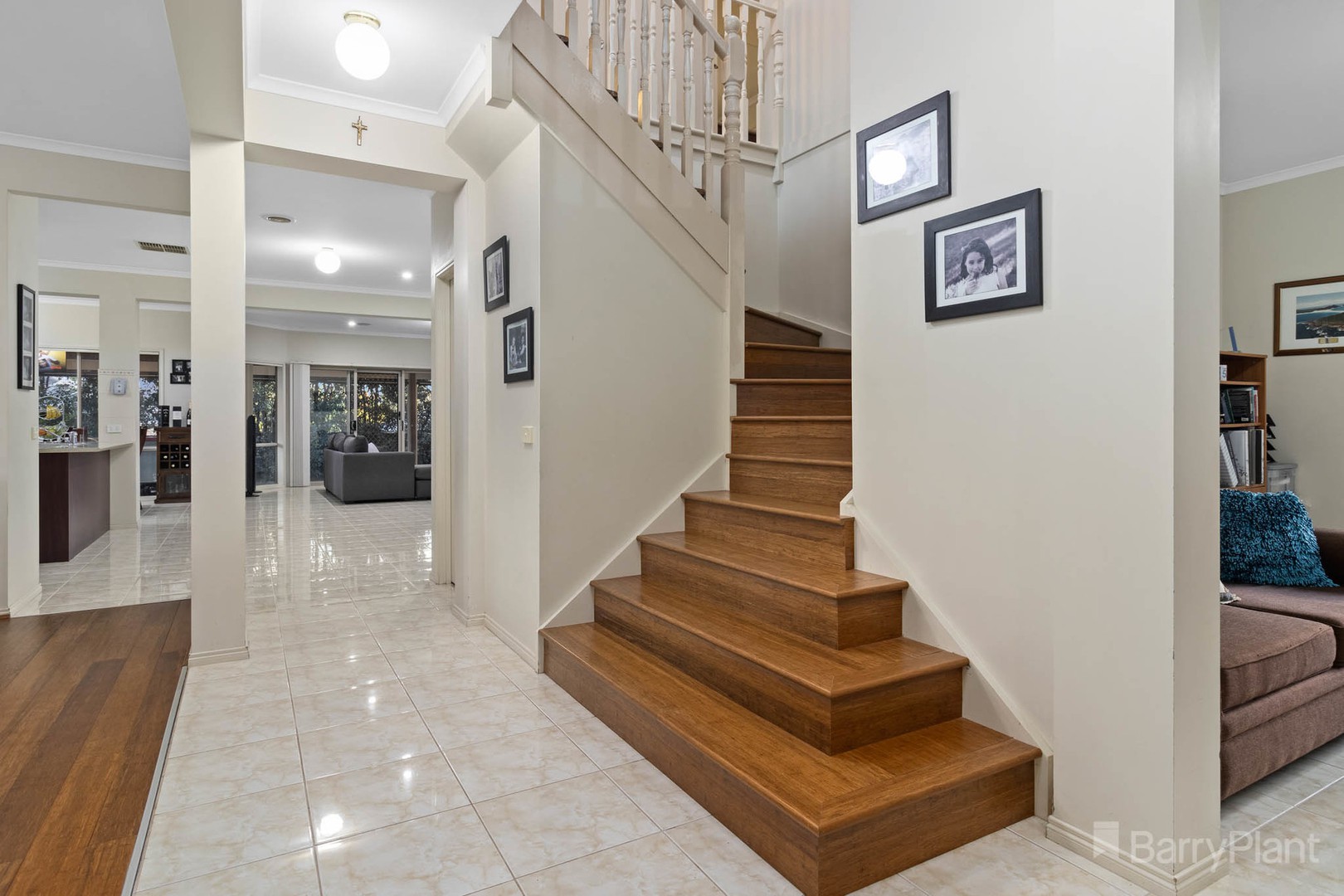 99 Robinswood ParadeNarre Warren South, VIC 3805, Narre Warren South - Thumbnail 4