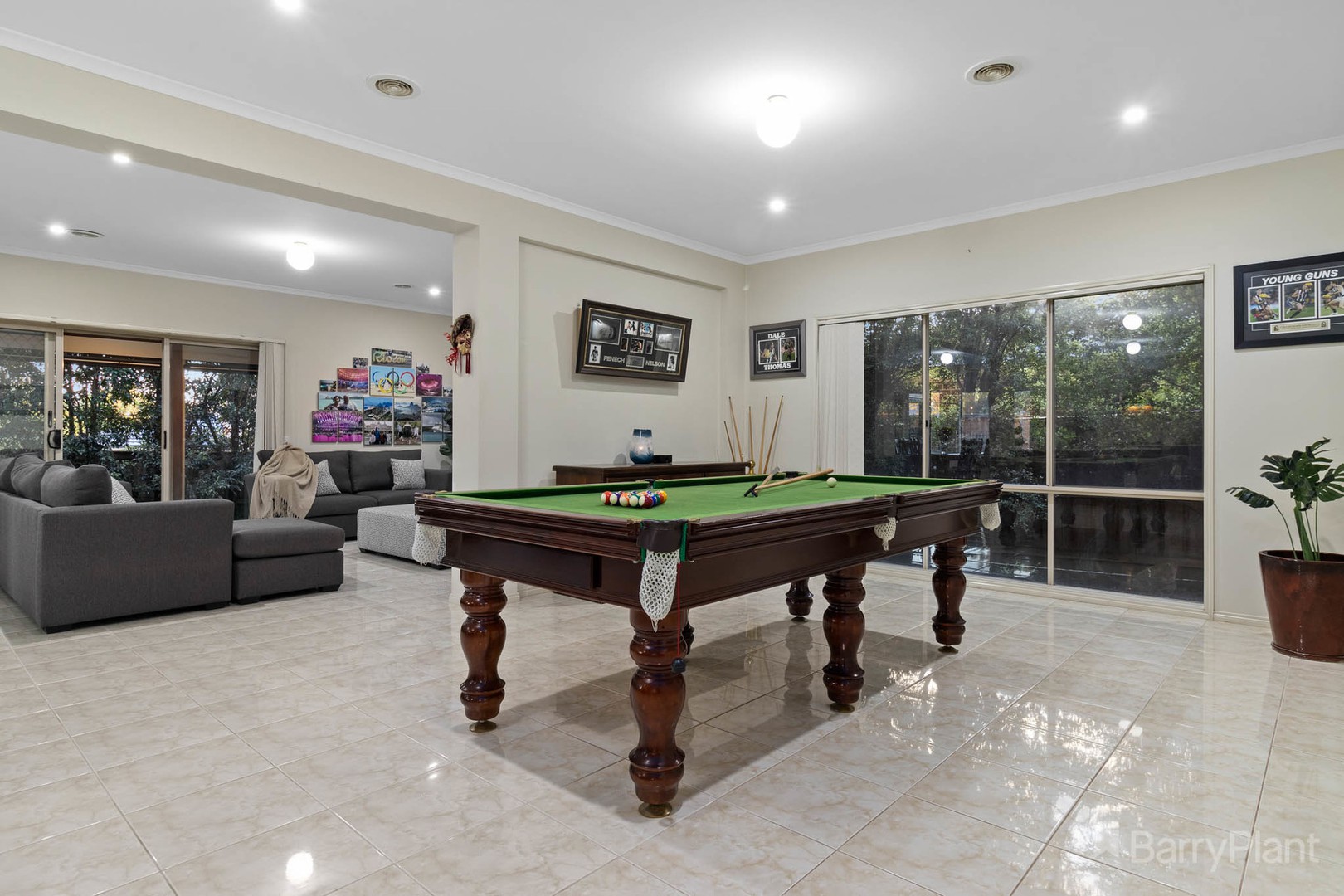99 Robinswood ParadeNarre Warren South, VIC 3805, Narre Warren South - Thumbnail 8