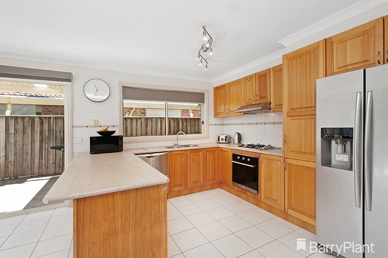 7 Buttress CrescentSouth Morang, VIC 3752, South Morang - Thumbnail 6
