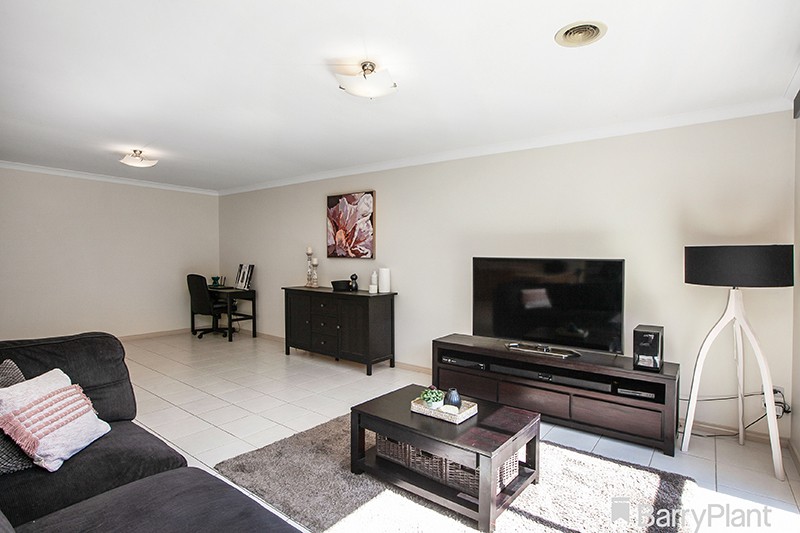 7 Buttress CrescentSouth Morang, VIC 3752, South Morang - Thumbnail 5
