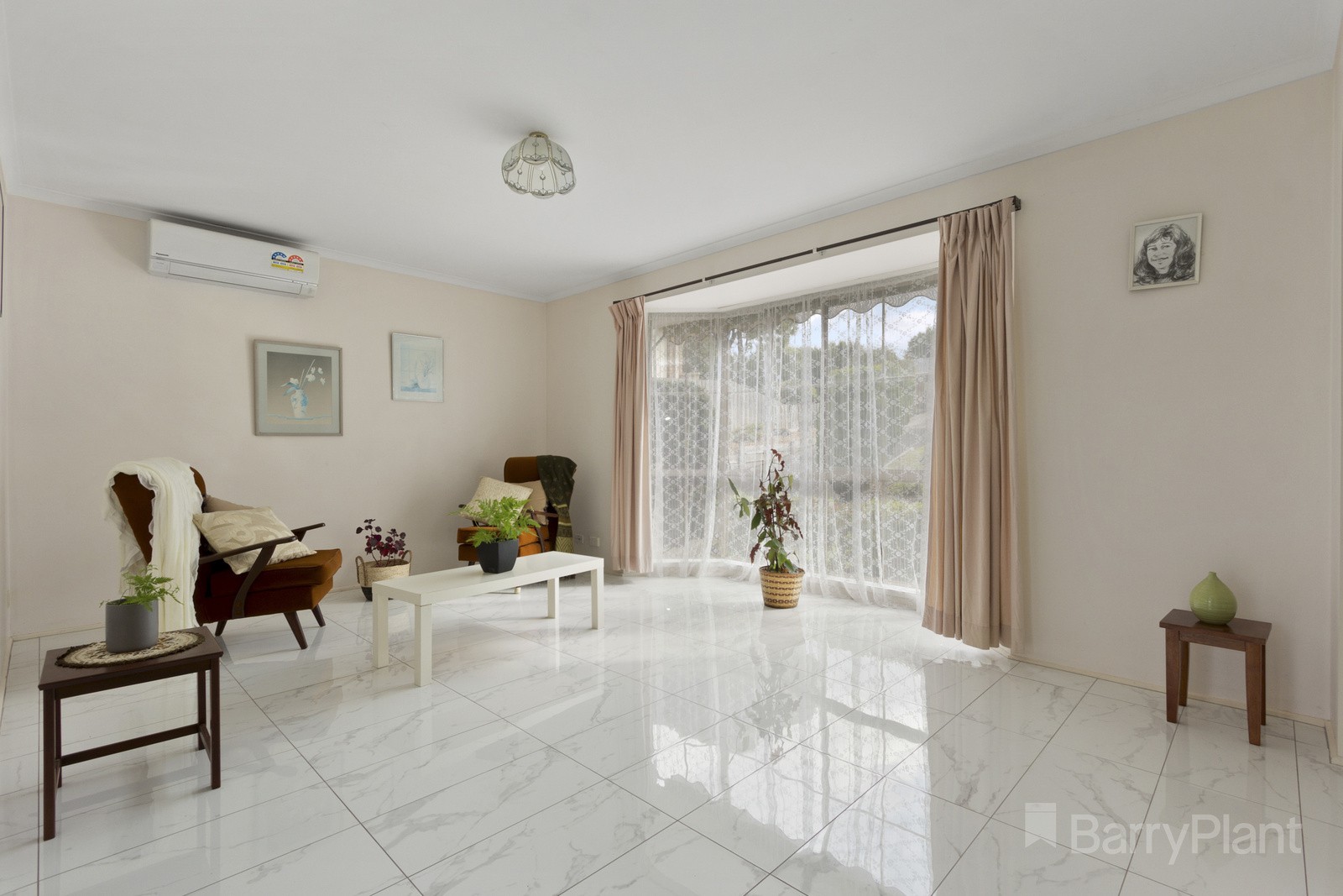 8 Custer GroveBayswater North, VIC 3153, Bayswater North - Thumbnail 2