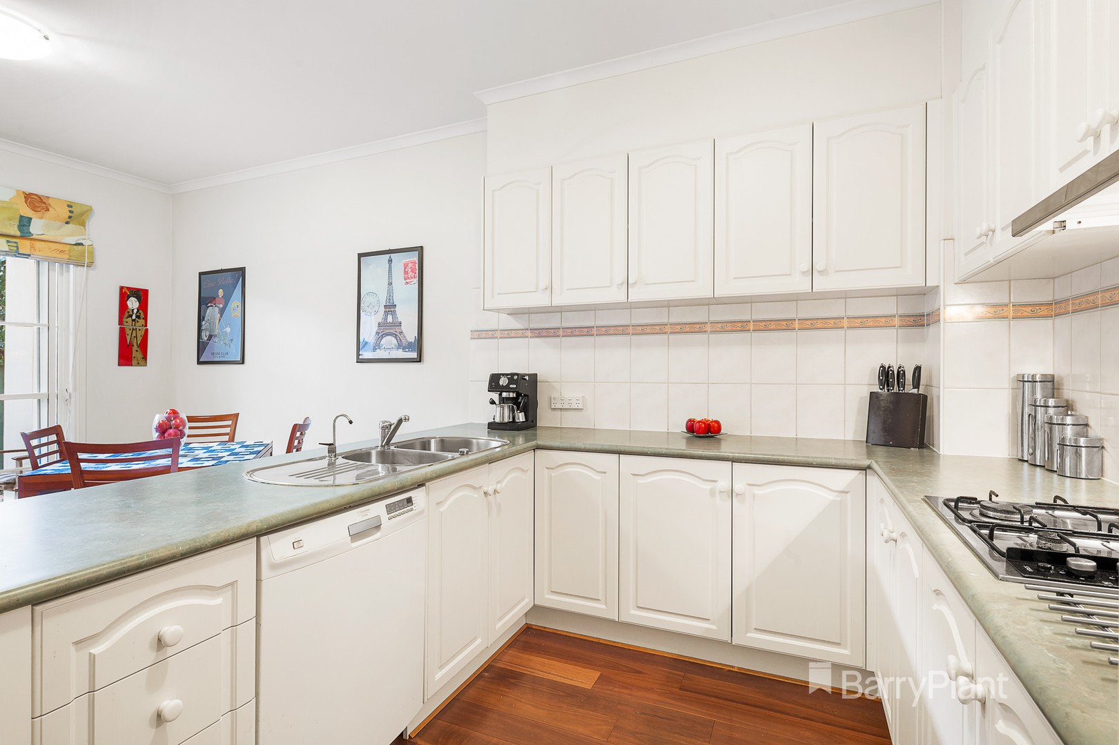 22 Keshava Grove, Dandenong, Dandenong - Thumbnail 4