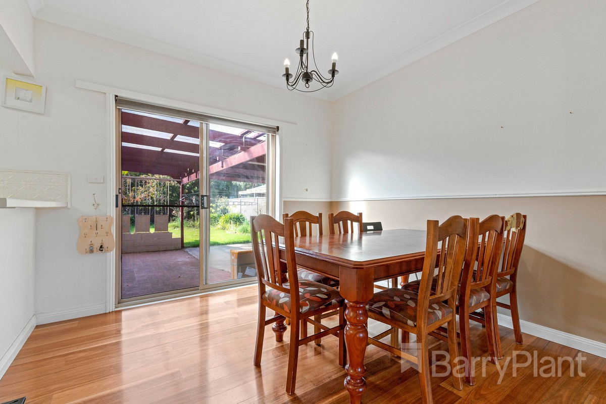 31 Rowan ParadeWendouree, VIC 3355, Wendouree - Thumbnail 4