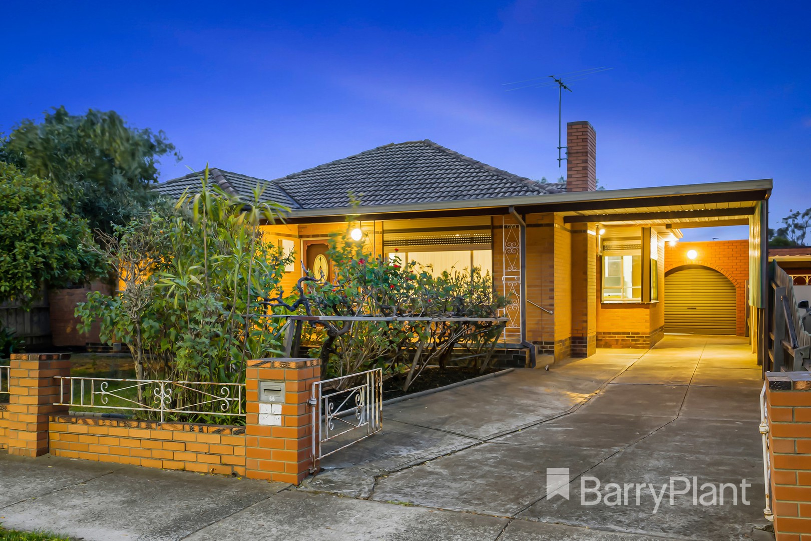 66 Stradbroke DriveSt Albans, VIC 3021, St Albans - Thumbnail 3