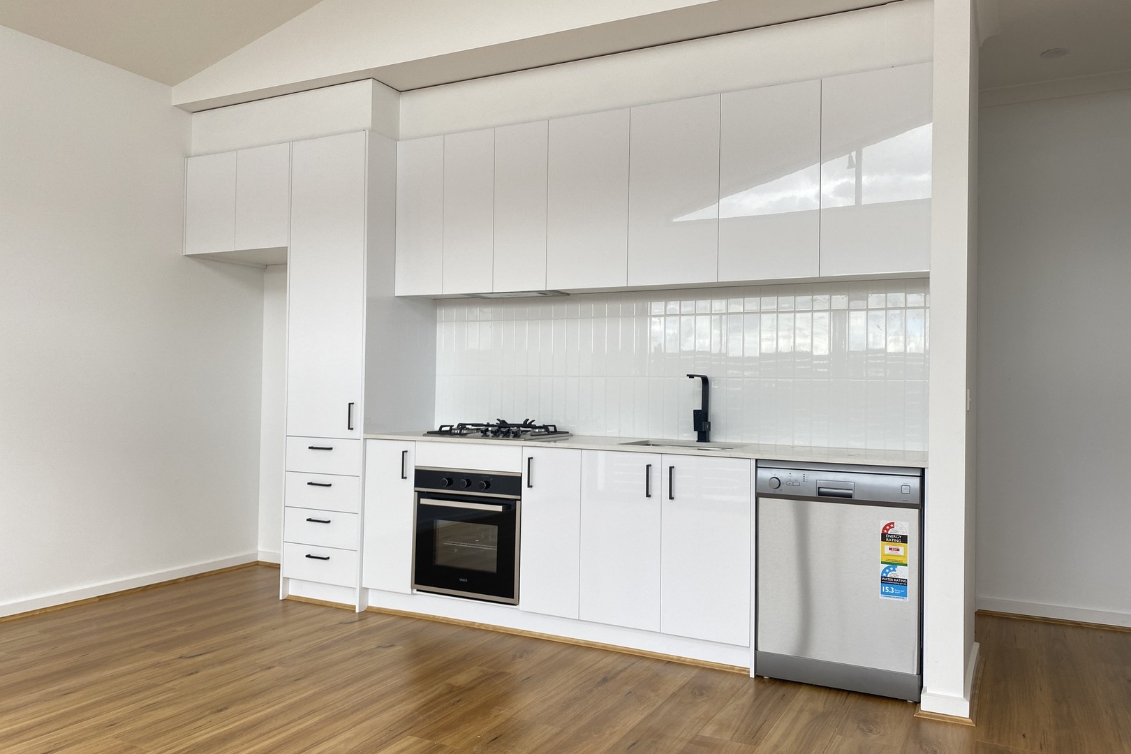 5/18 Rufus Street, Epping, VIC 3076, Epping - Thumbnail 2