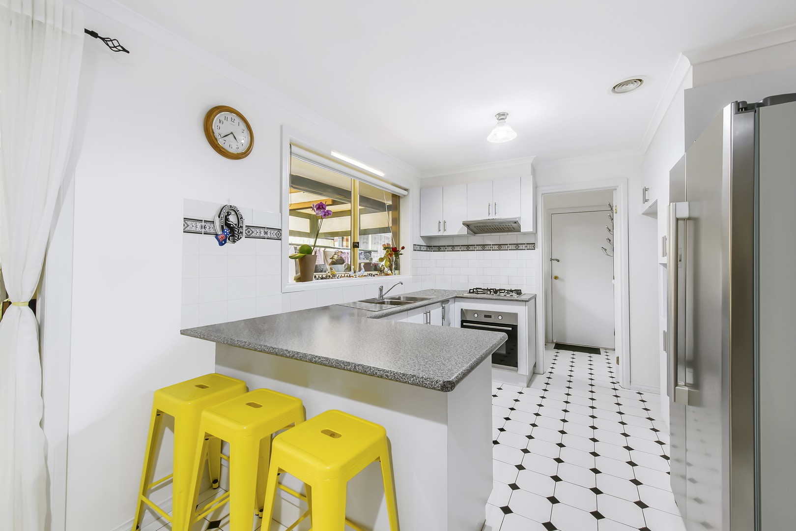 2/43 Pecks RoadSydenham, VIC 3037, Sydenham - Thumbnail 3