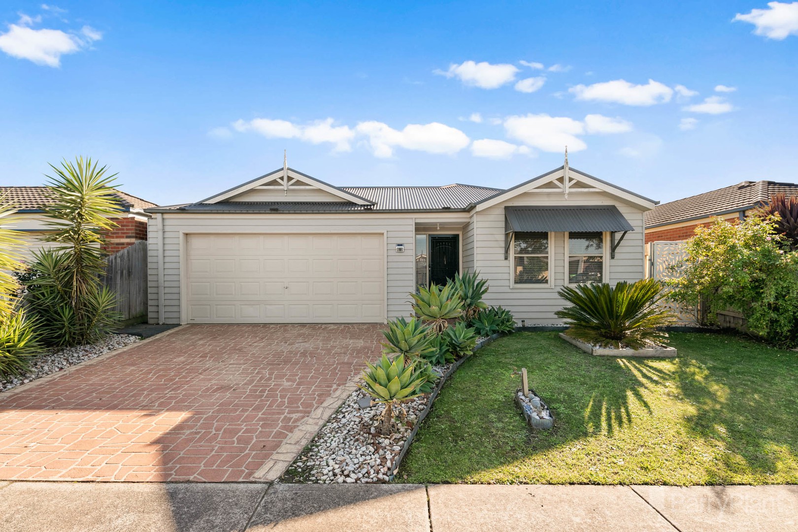 10 Samchelle PlacePakenham, VIC 3810