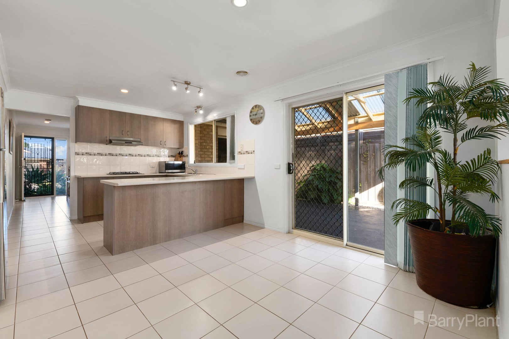 10 Samchelle PlacePakenham, VIC 3810, Pakenham - Thumbnail 2