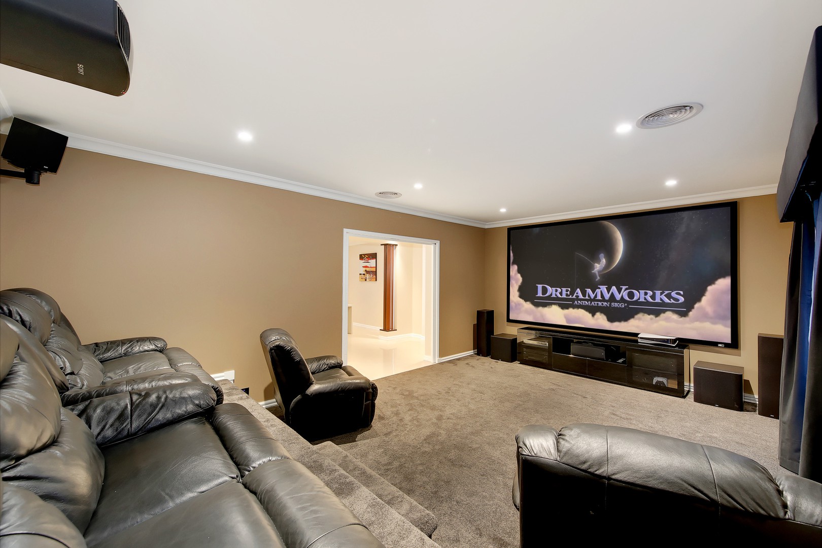 32 Prince Albert CrescentTaylors Lakes, VIC 3038, Taylors Lakes - Thumbnail 6