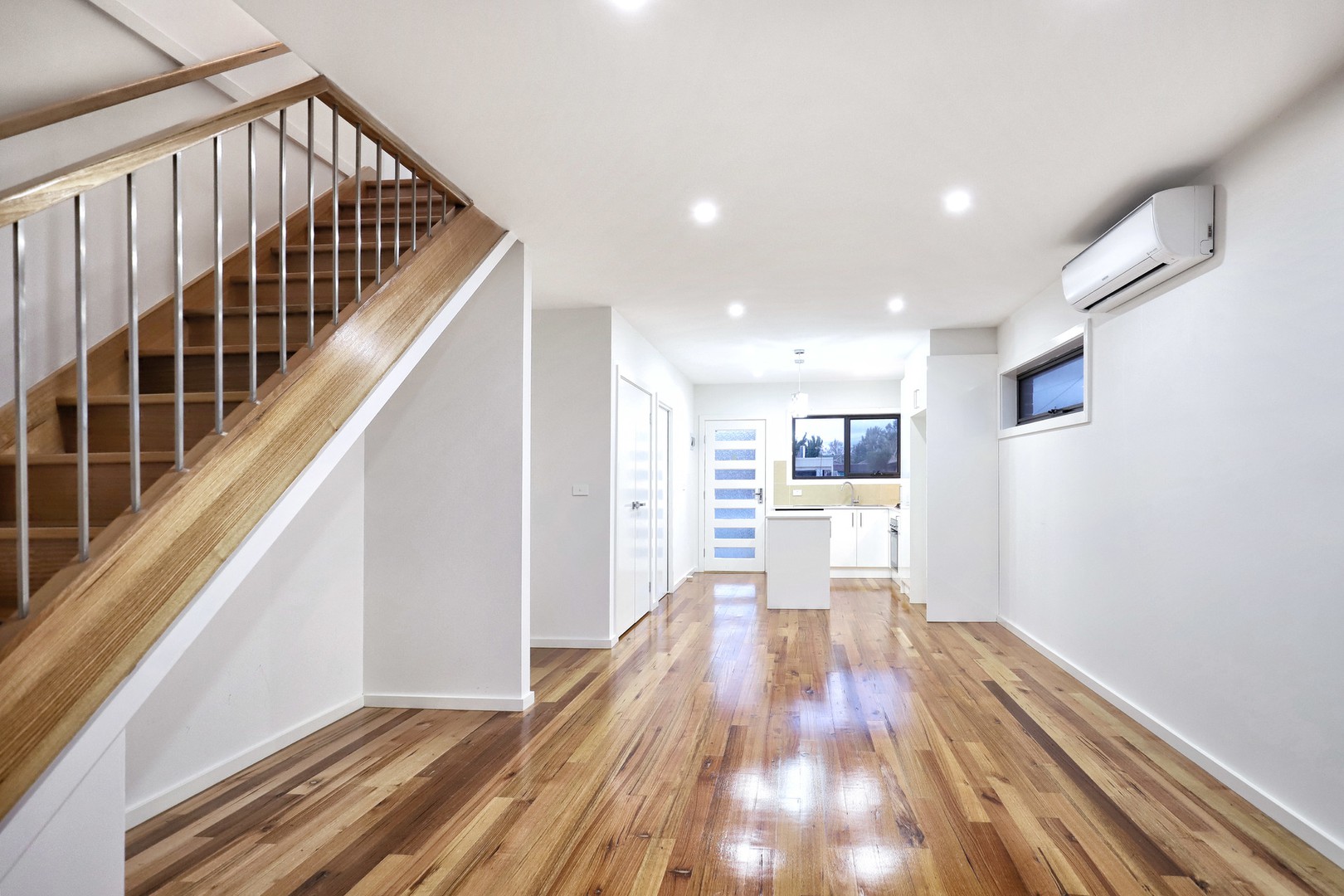 2/15 Wattleglen StreetCraigieburn, VIC 3064, Craigieburn - Thumbnail 7