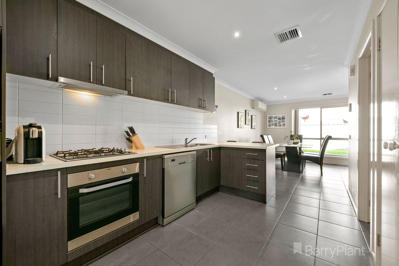 10 Bluestone StreetPakenham, VIC 3810, Pakenham - Thumbnail 4