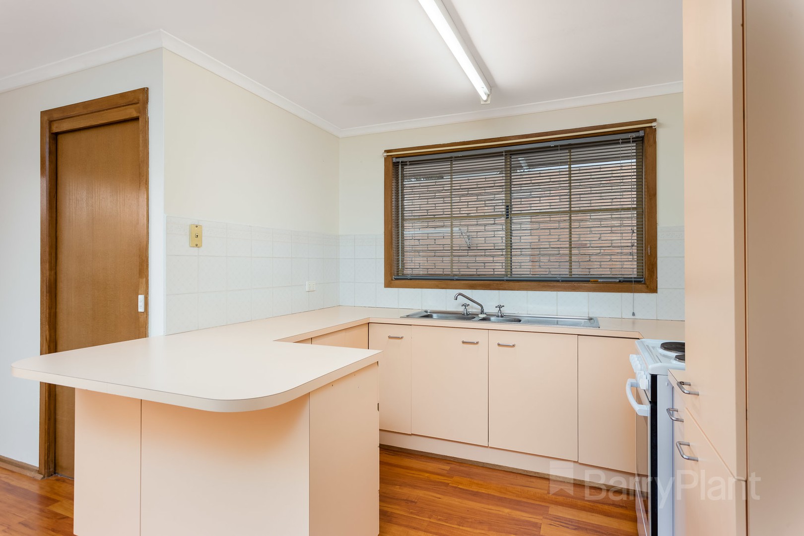 2/136-138 Central AvenueAltona Meadows, VIC 3028, Altona Meadows - Thumbnail 3