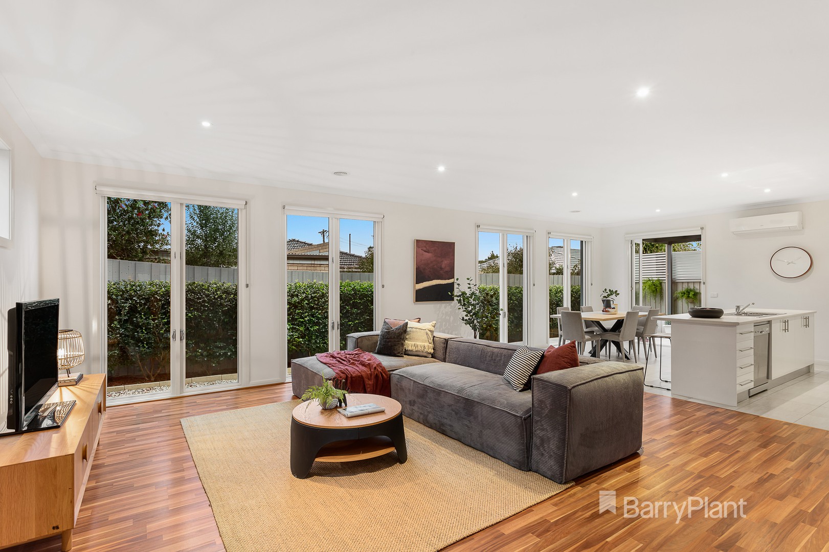 2/29 Forest Park RoadDingley Village, VIC 3172, Dingley Village - Thumbnail 3