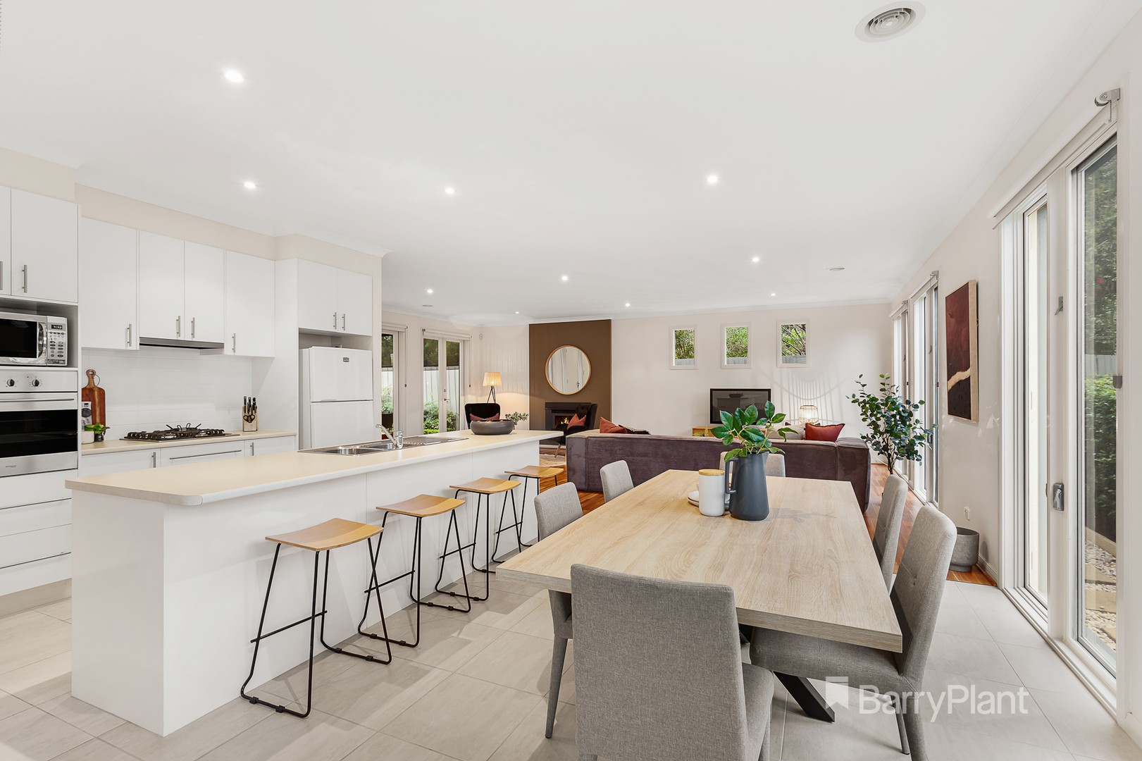 2/29 Forest Park RoadDingley Village, VIC 3172, Dingley Village - Thumbnail 4