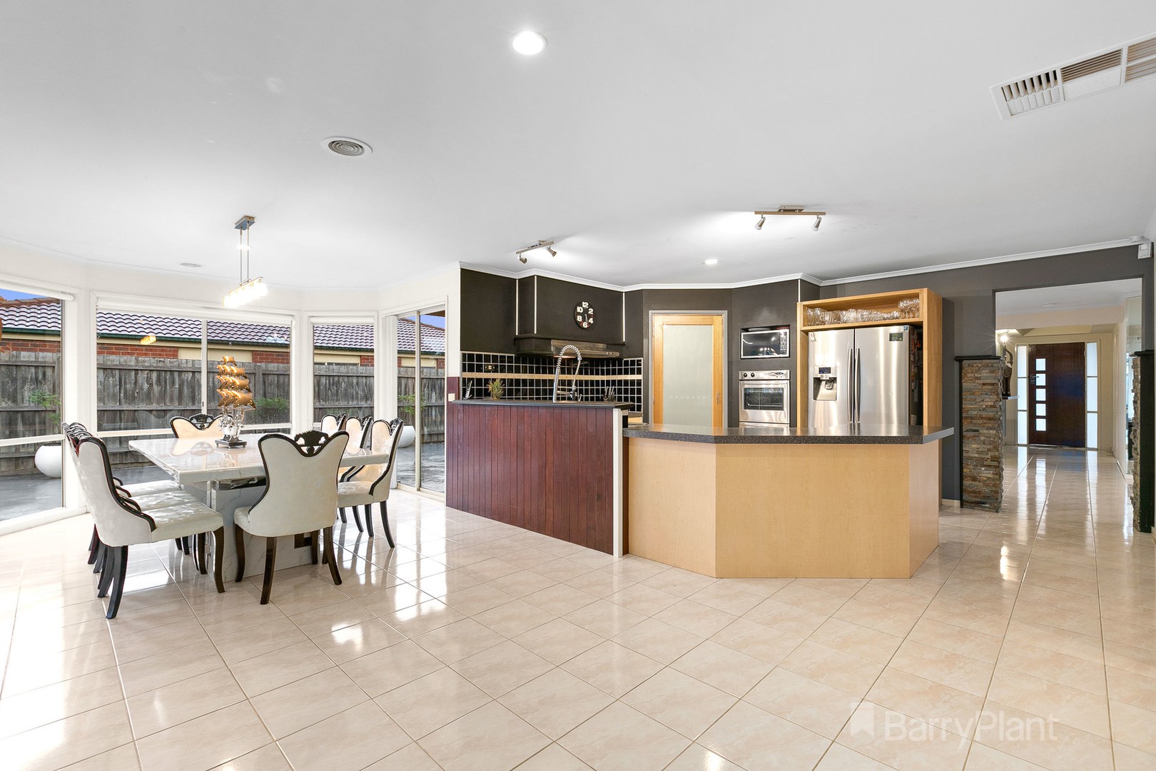 13 Rigby CourtNarre Warren South, VIC 3805, Narre Warren South - Thumbnail 4