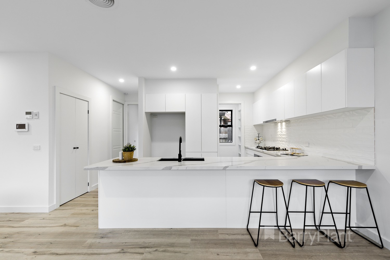 2 Janet CrescentBundoora, VIC 3083, Bundoora - Thumbnail 3