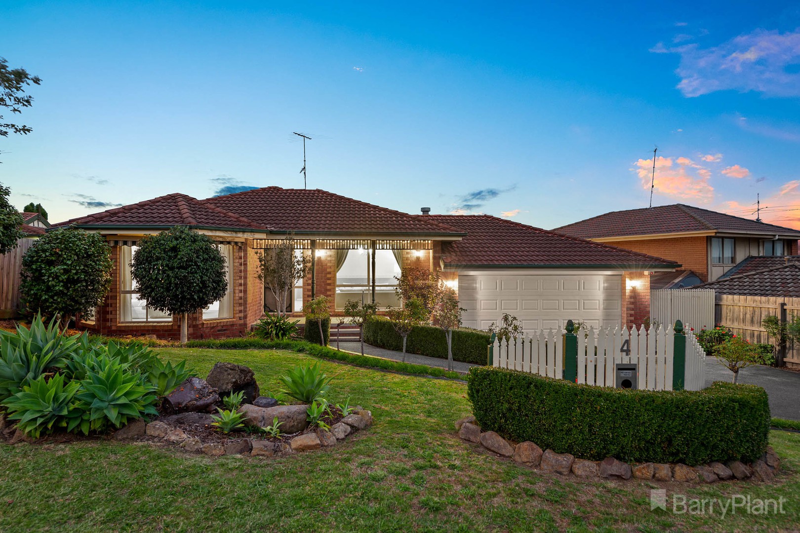 4 Aberdeen HeightsPakenham, VIC 3810, Pakenham - Thumbnail 2