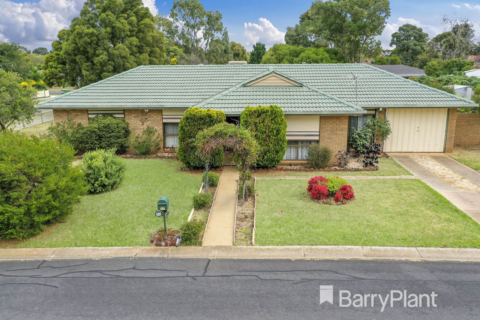 64 Argyll CircuitMelton West, VIC 3337, Melton West - Thumbnail 2