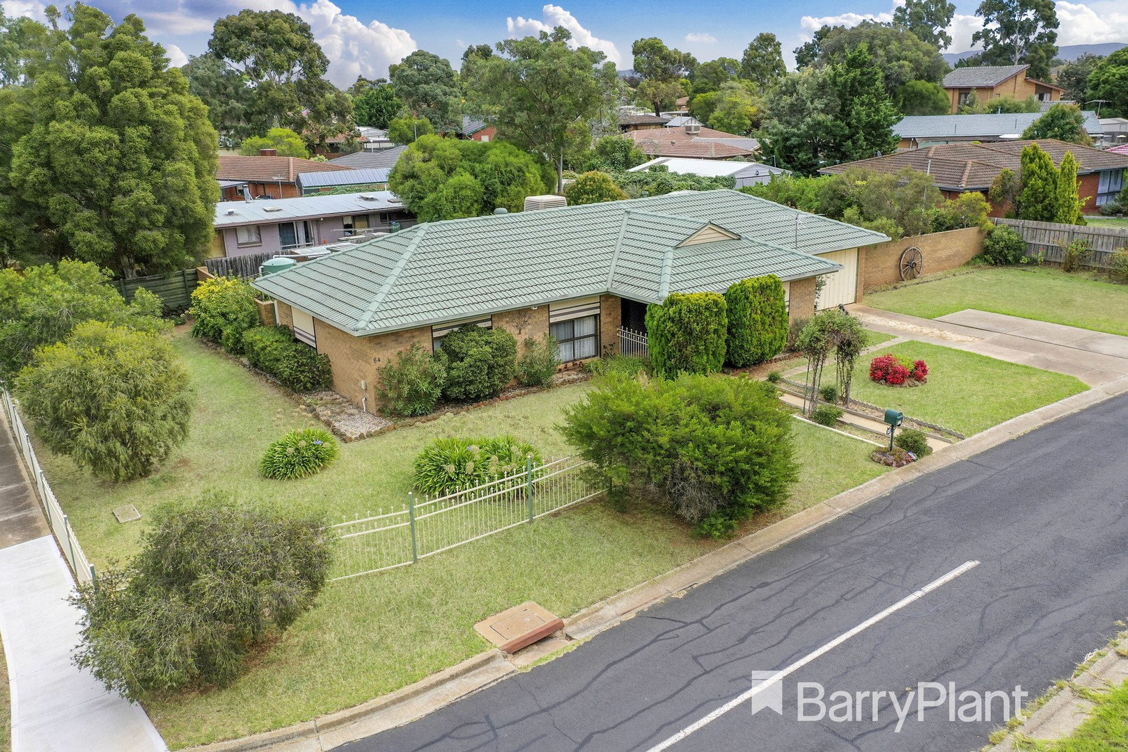 64 Argyll CircuitMelton West, VIC 3337, Melton West - Thumbnail 3