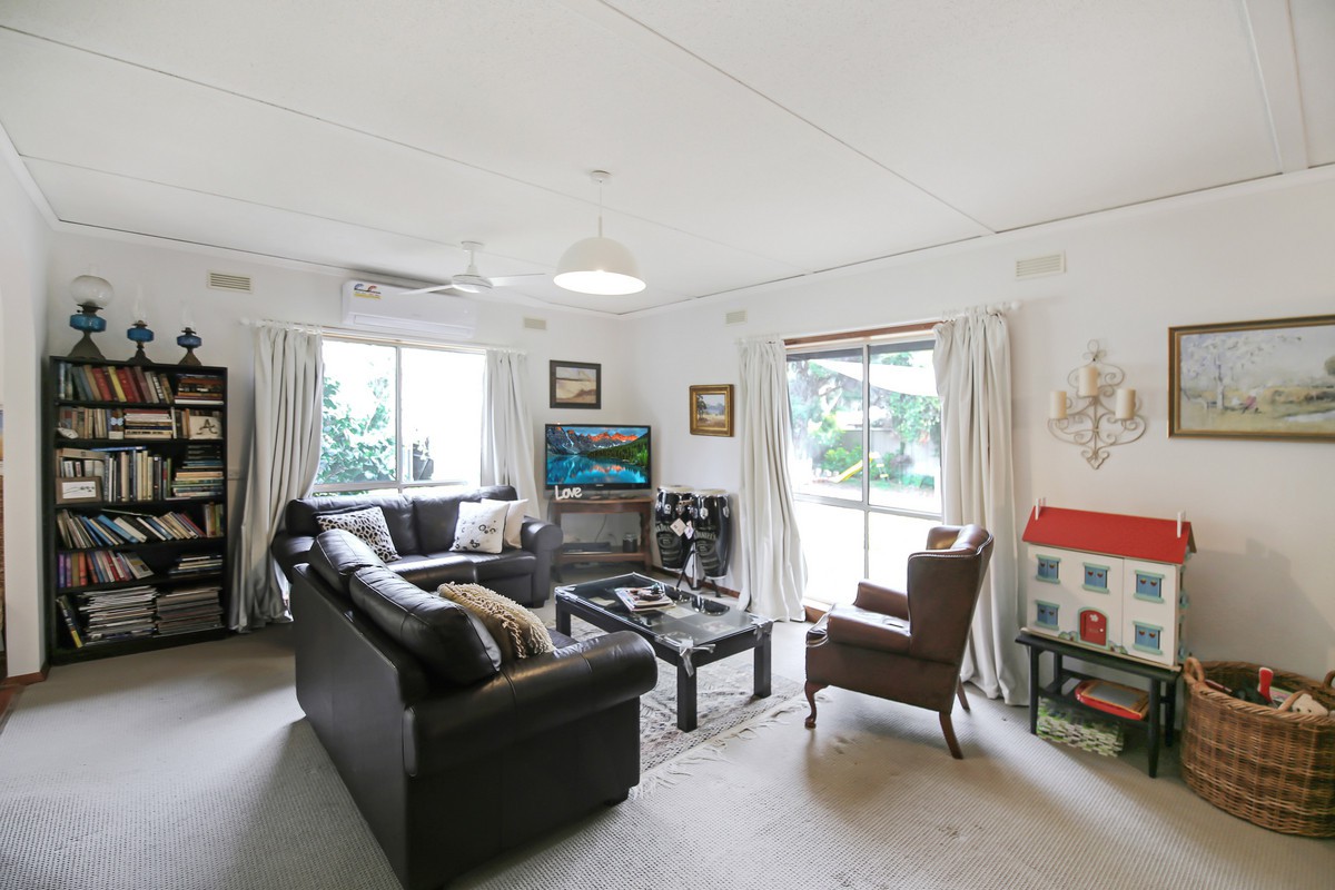 38 Goodwin StreetBenalla, VIC 3672, Benalla - Thumbnail 2