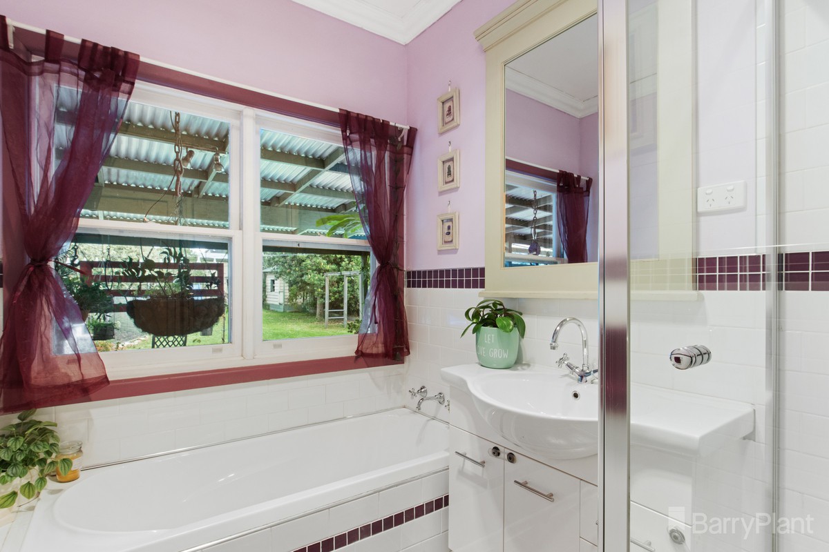 1 Lazarus StreetWest Bendigo, VIC 3550, West Bendigo - Thumbnail 6