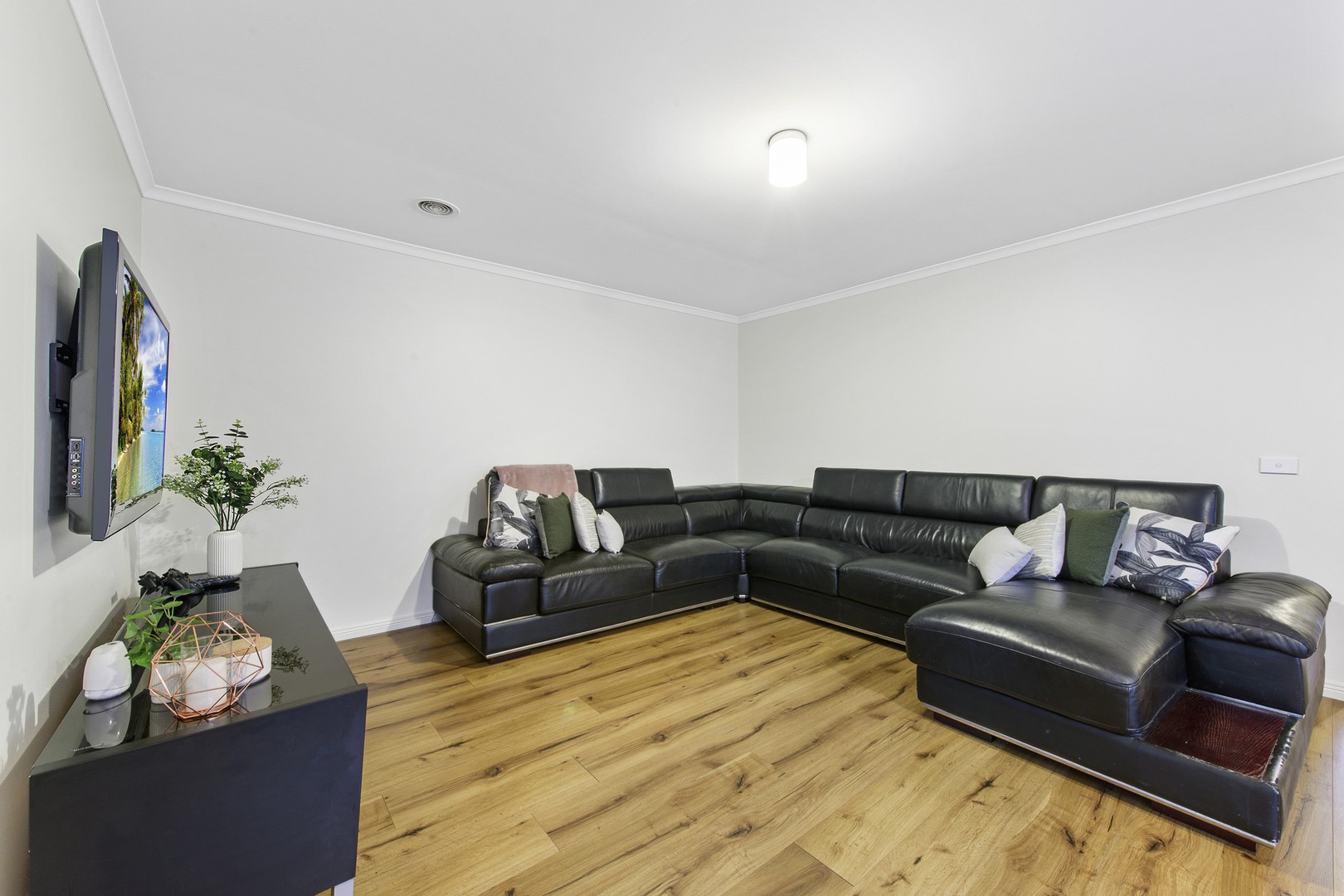 1/13 Jade WayHillside, VIC 3037, Hillside - Thumbnail 3