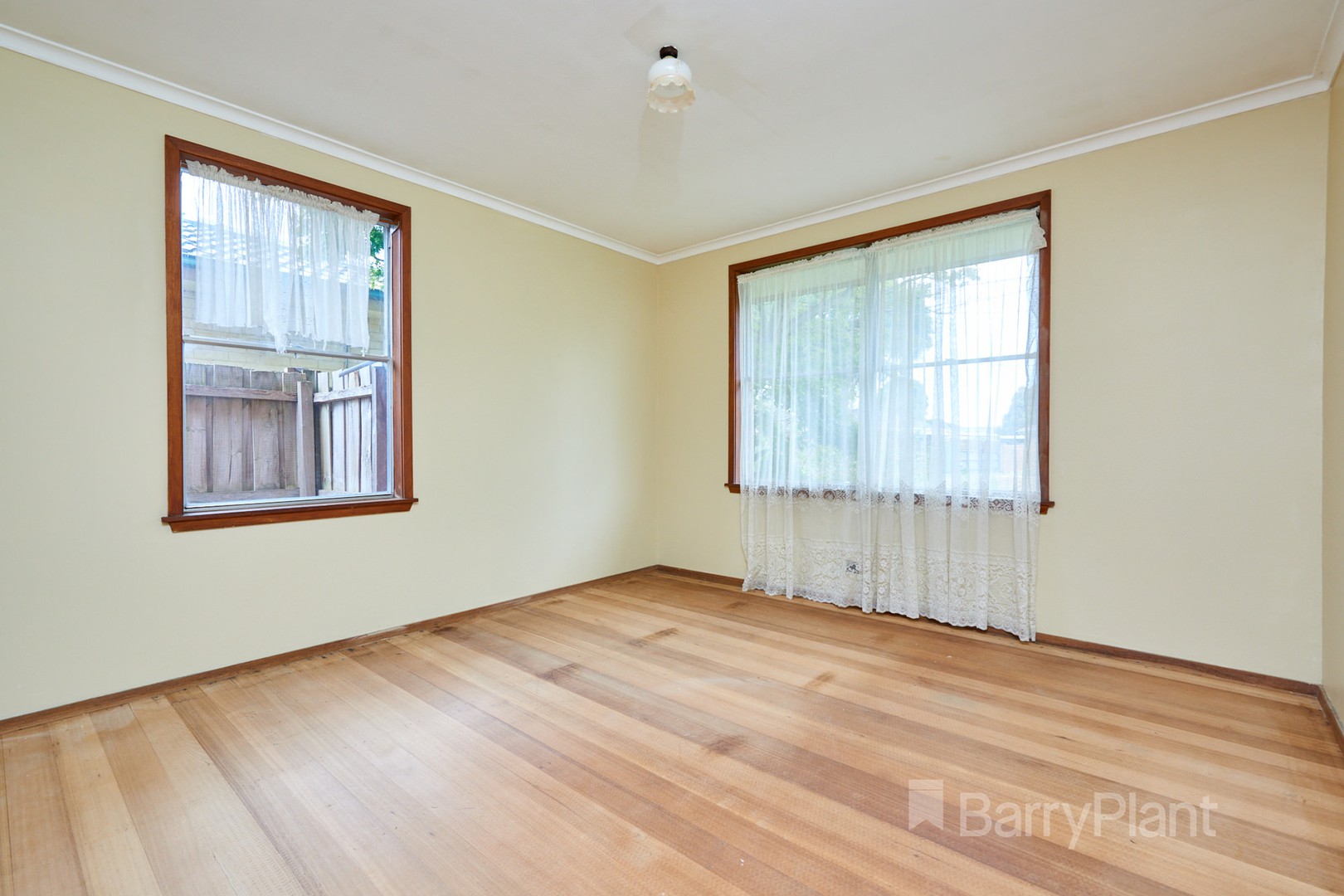 10 Booth CrescentDandenong North, VIC 3175, Dandenong North - Thumbnail 5
