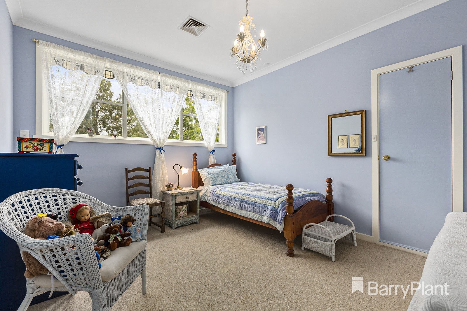 18 Hertford CrescentWheelers Hill, VIC 3150, Wheelers Hill - Thumbnail 8