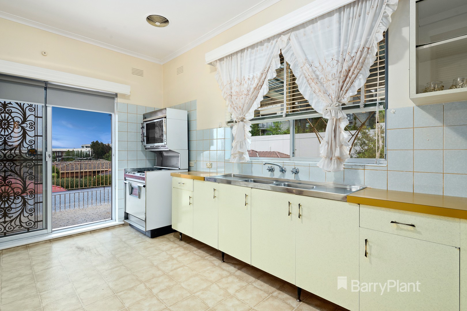 8 Elizabeth Street, Doncaster East, VIC 3109, Doncaster East - Thumbnail 6