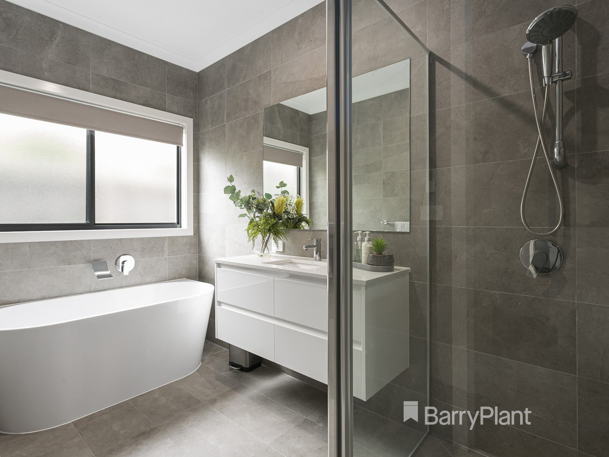 1/99 Swans Way, Capel Sound, VIC 3940 - Thumbnail 2 - 22/04/2021