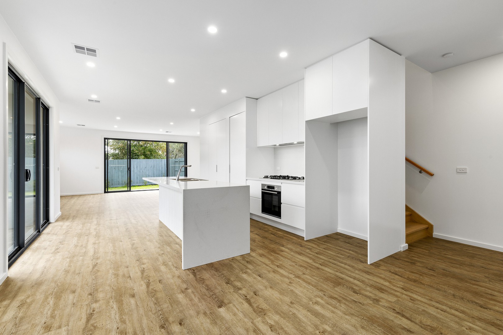 10B Melaleuca DriveClarinda, VIC 3169, Clarinda - Thumbnail 6