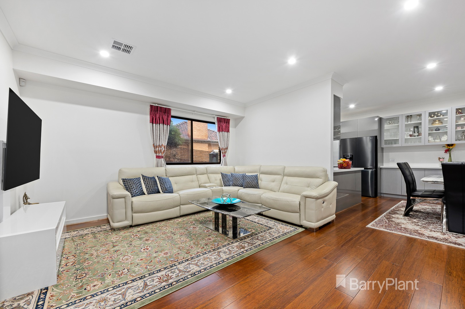 19 Pleasant Road, Bulleen, VIC 3105, Bulleen - Thumbnail 2