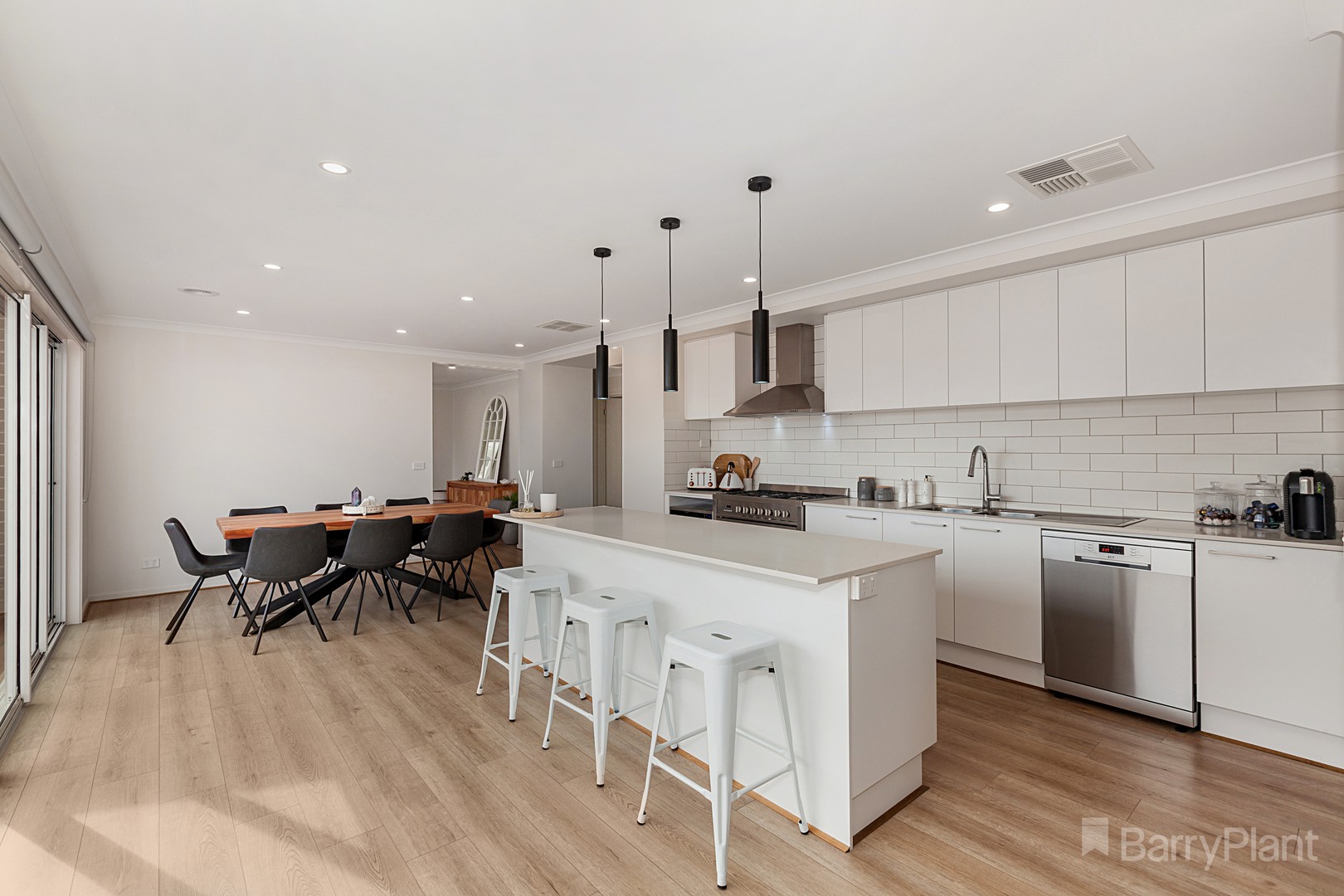 10 Wattle StreetBroadford, VIC 3658, Broadford - Thumbnail 4