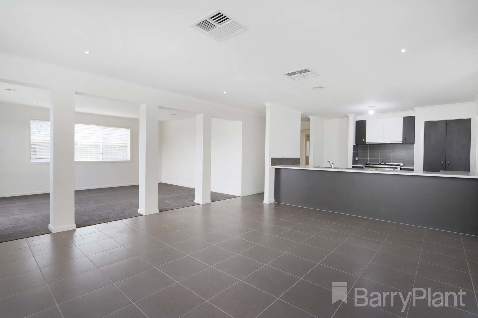 10 Pirianda CourtGreenvale, VIC 3059, Greenvale - Thumbnail 4