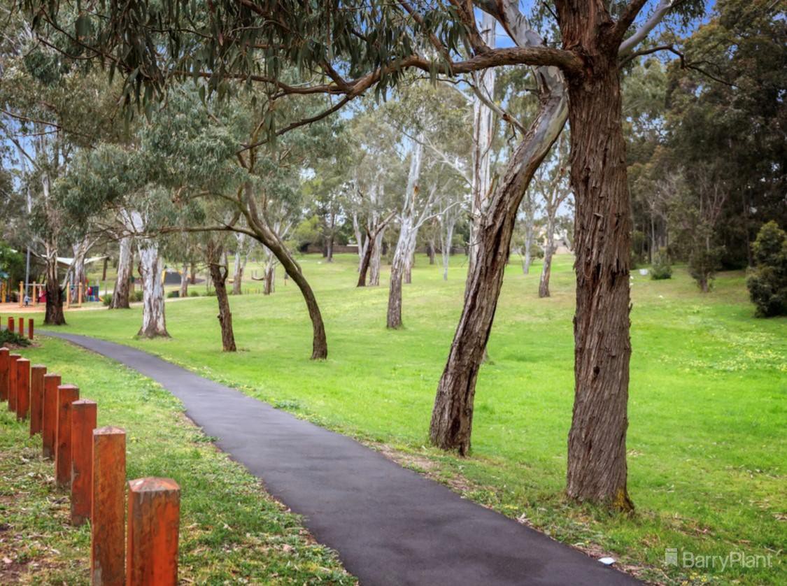 11 Botanic DriveDoncaster, VIC 3108, Doncaster - Thumbnail 4
