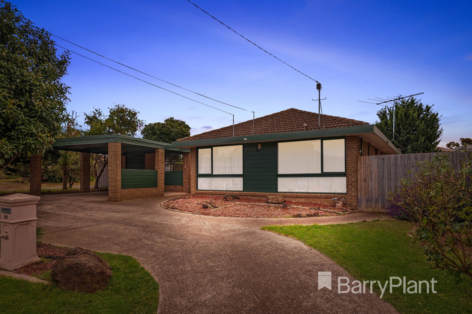 54 Feathertop DriveWyndham Vale, VIC 3024, Wyndham Vale - Thumbnail 2