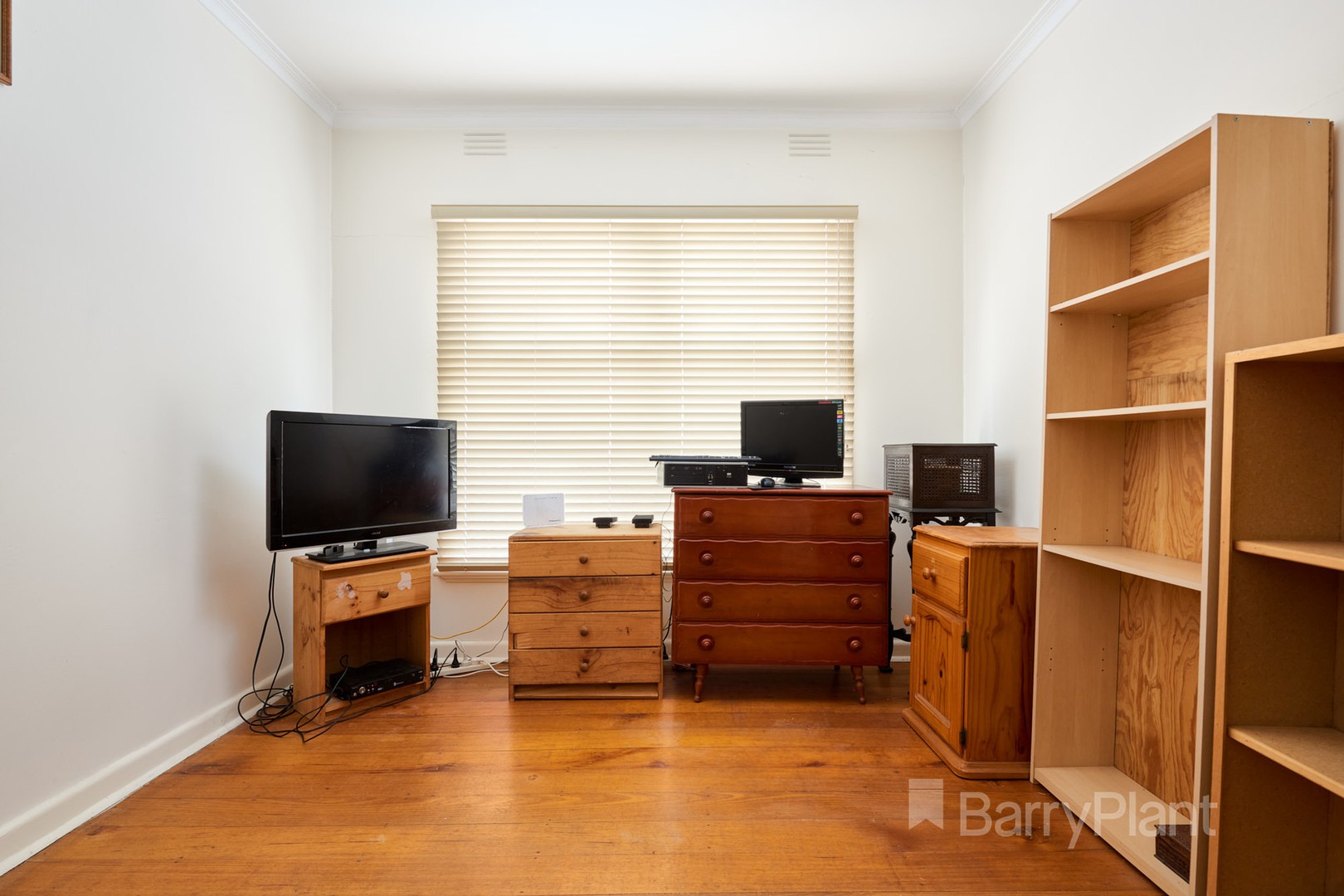 8 Theodore AvenueNoble Park, VIC 3174, Noble Park - Thumbnail 8