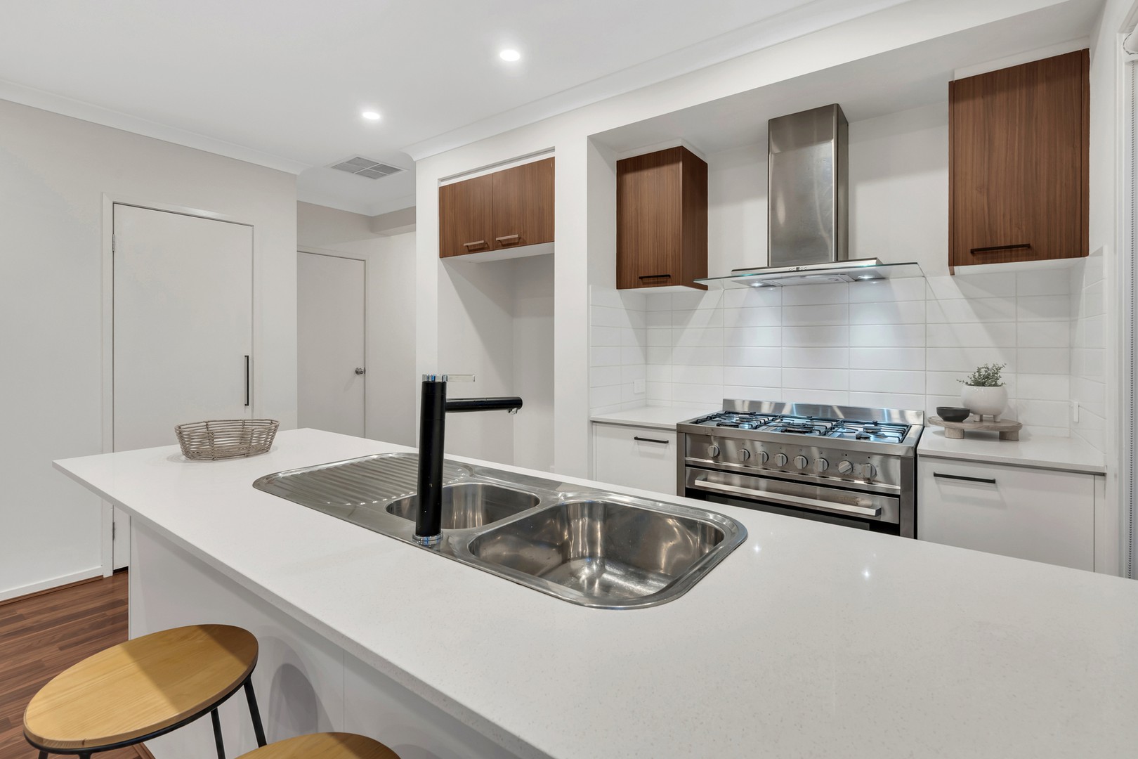 33 Rathdowne DriveMickleham, VIC 3064, Mickleham - Thumbnail 3