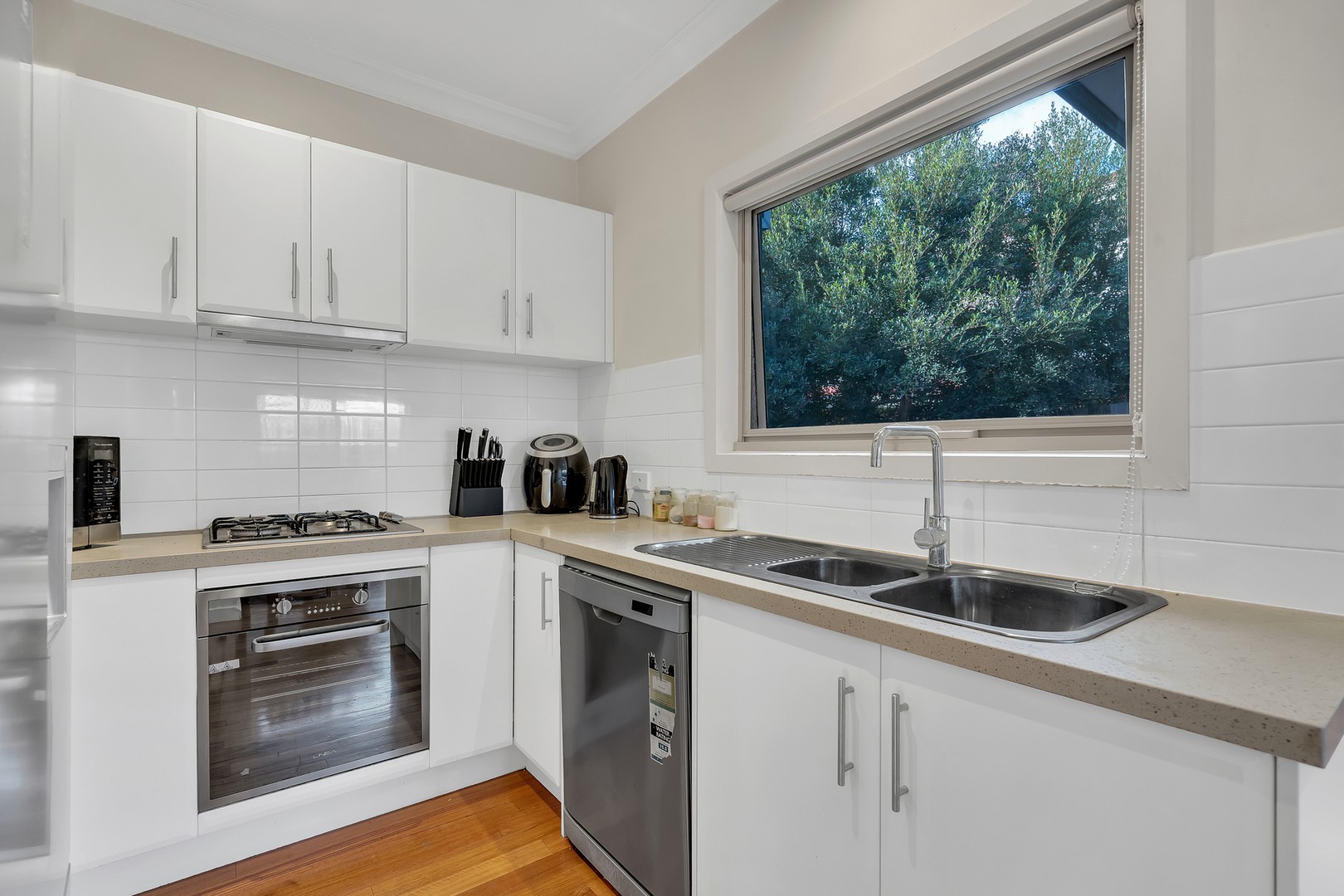 3/135 BroadwayReservoir, VIC 3073, Reservoir - Thumbnail 2