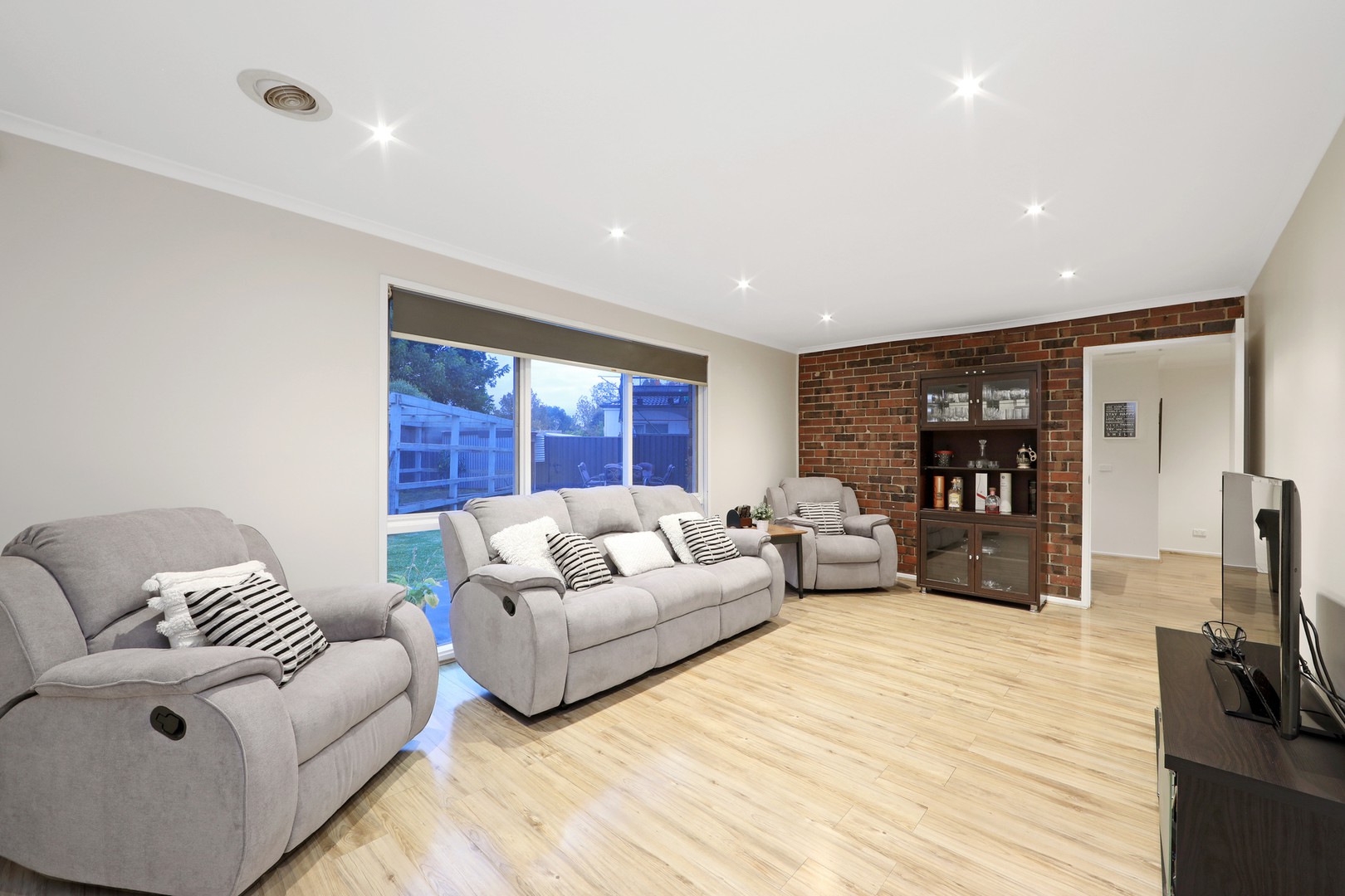 28 Goulburn DriveRowville, VIC 3178, Rowville - Thumbnail 5