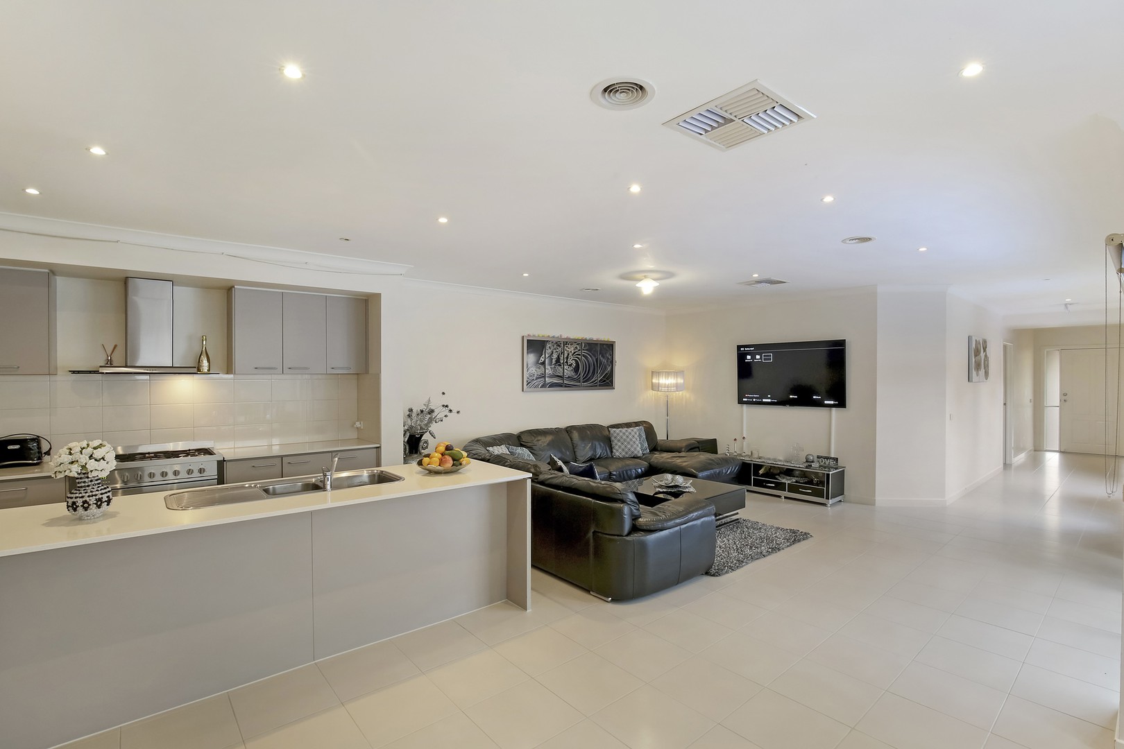 5 Waterlilly DriveEpping, VIC 3076, Epping - Thumbnail 3