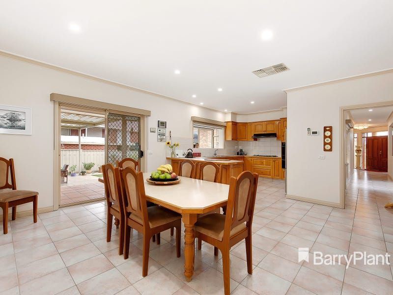 74 Arncliffe BoulevardGreenvale, VIC 3059, Greenvale - Thumbnail 2