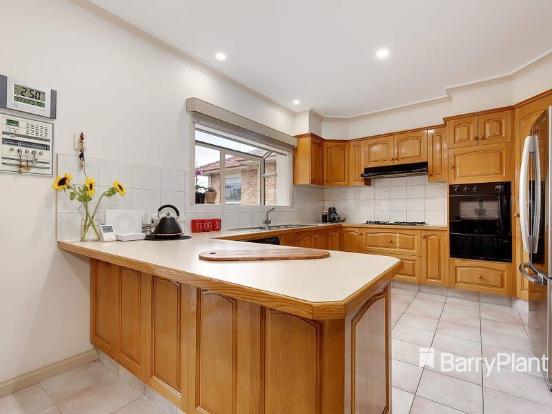 74 Arncliffe BoulevardGreenvale, VIC 3059, Greenvale - Thumbnail 3