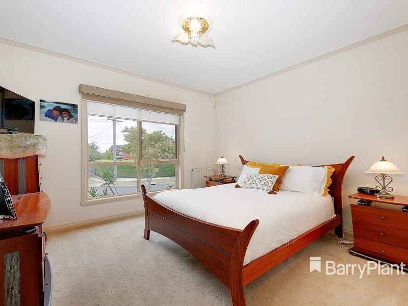 74 Arncliffe BoulevardGreenvale, VIC 3059, Greenvale - Thumbnail 4