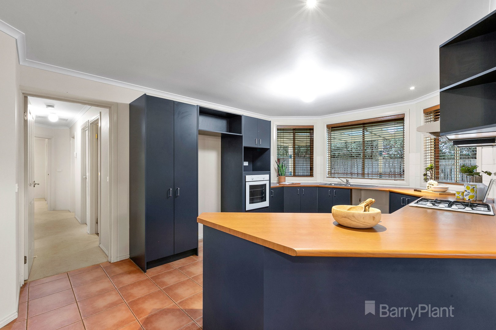 5 Tudor CourtNarre Warren, VIC 3805, Narre Warren - Thumbnail 8