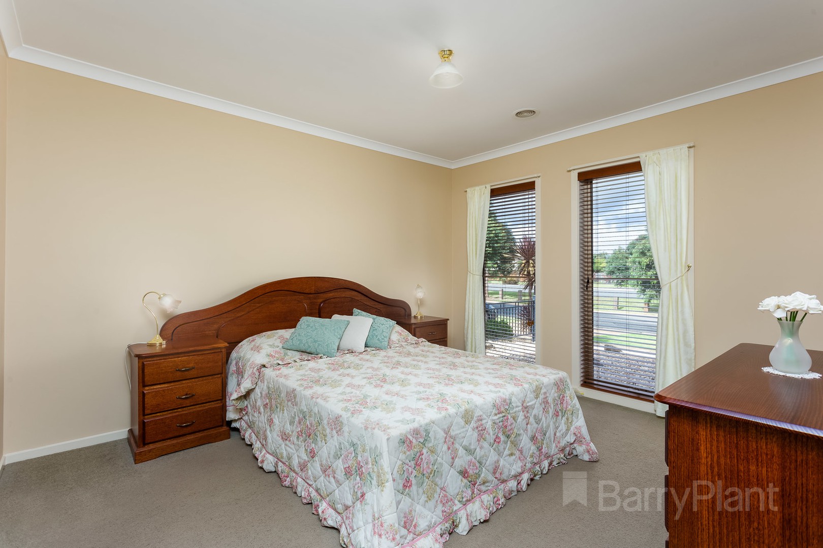 35 Wylie Way, Point Cook, VIC 3030 - Thumbnail 2 - 28/04/2021