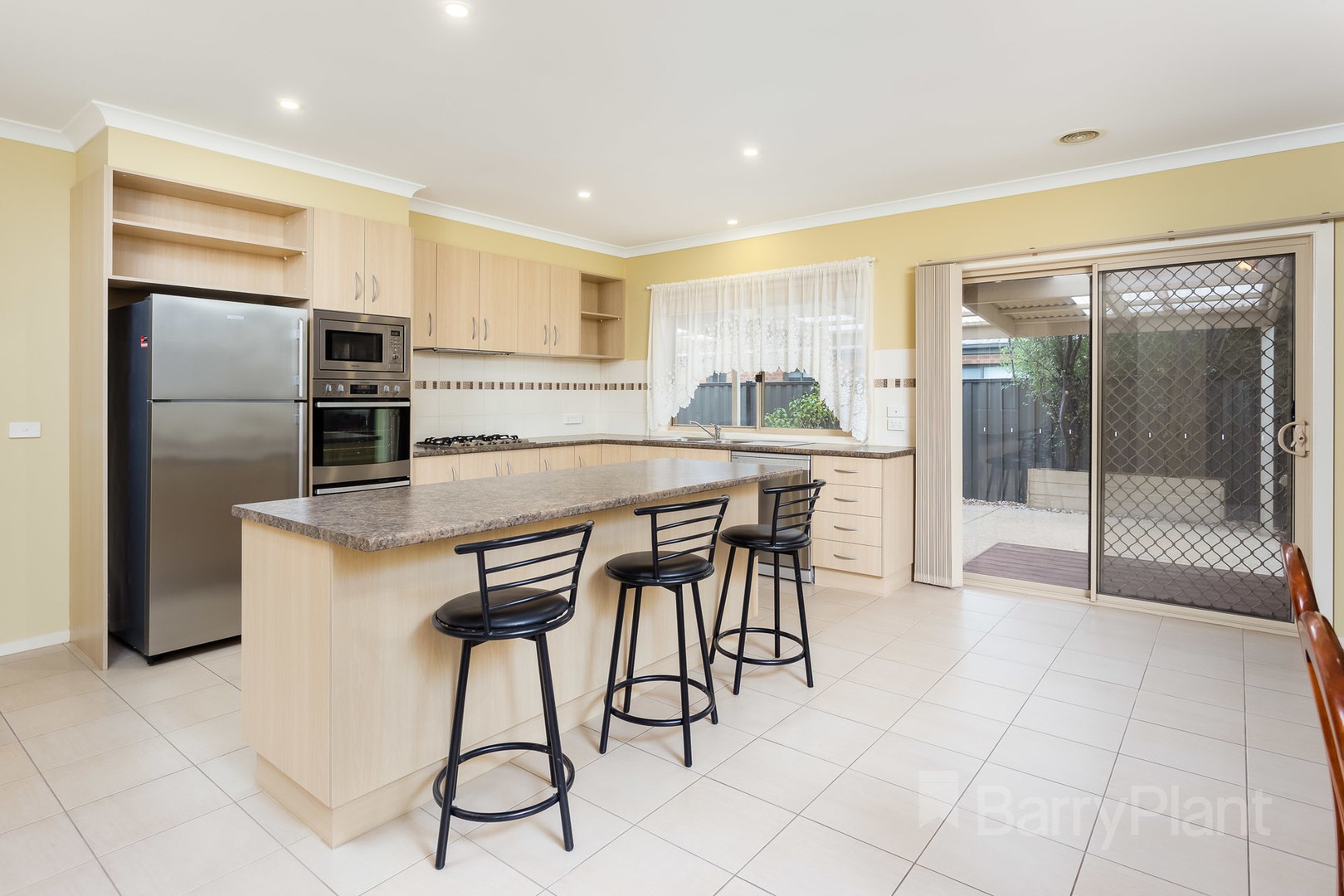 35 Wylie WayPoint Cook, VIC 3030, Point Cook - Thumbnail 5