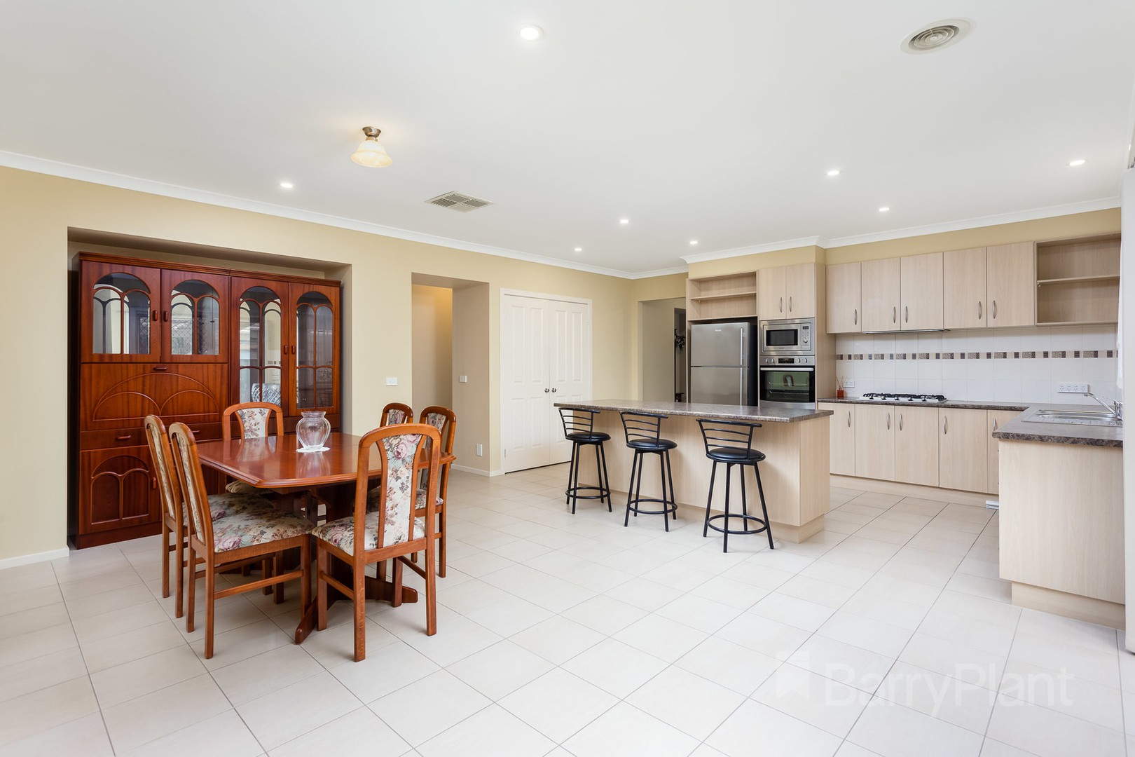 35 Wylie WayPoint Cook, VIC 3030, Point Cook - Thumbnail 7